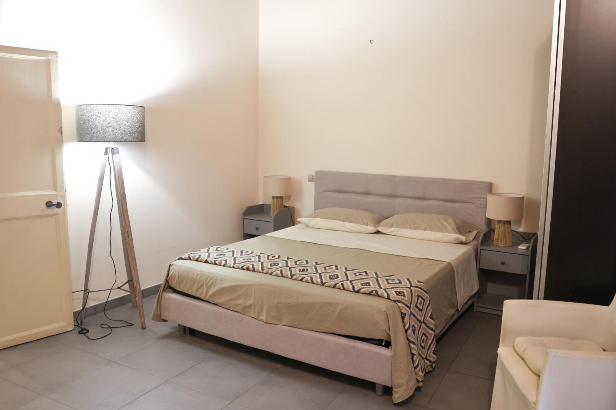 Domus Superior Domizio - Pantheon Apartment โรม ภายนอก รูปภาพ