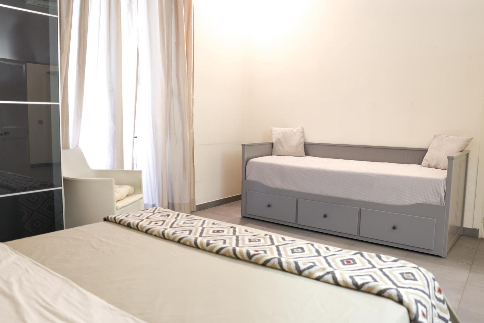 Domus Superior Domizio - Pantheon Apartment โรม ภายนอก รูปภาพ
