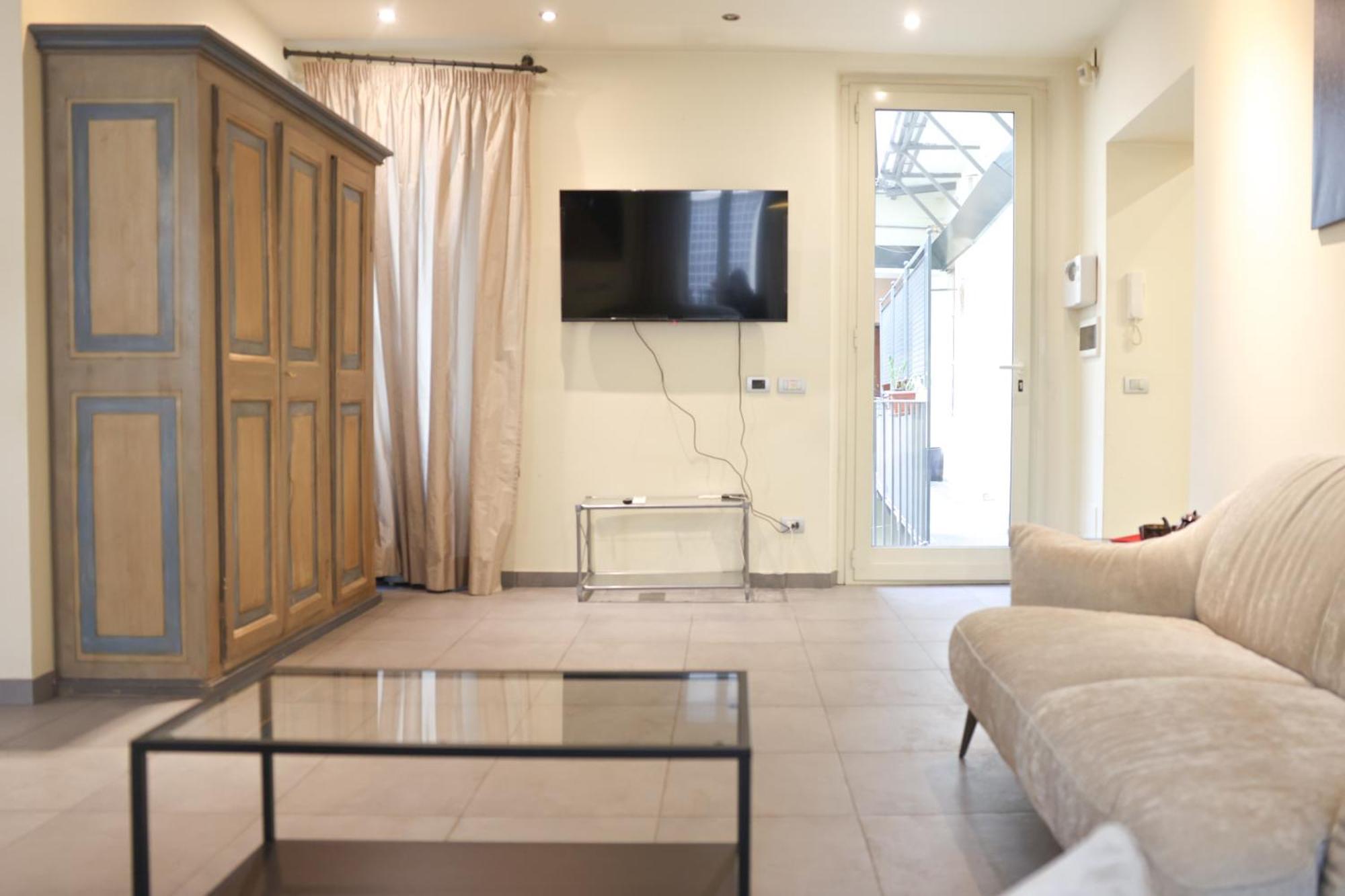 Domus Superior Domizio - Pantheon Apartment โรม ภายนอก รูปภาพ